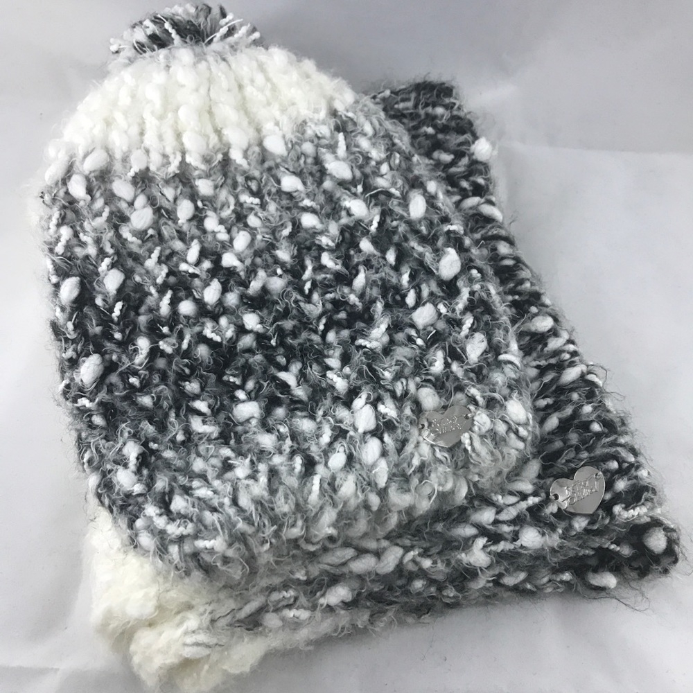 Betsy Johnson hat & scarf set